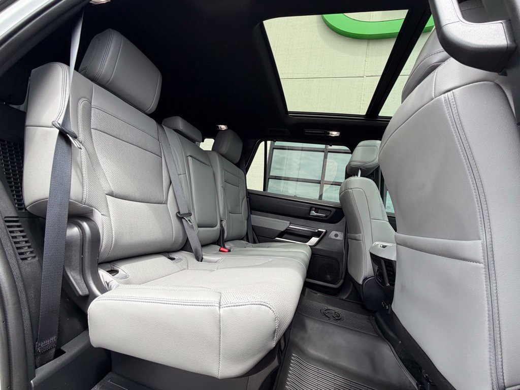 Used 2025 Toyota Sequoia Limited AWD/4WD image 23