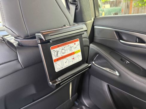 New 2026 INFINITI QX60 Luxe w/ Family Package image 26