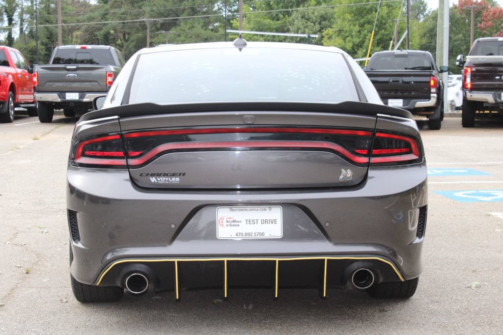 Used 2017 Dodge Charger R/T Scat Pack RWD image 7