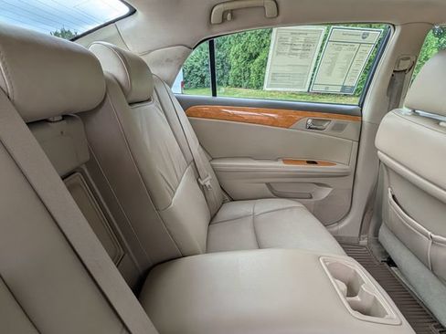 Used 2006 Toyota Avalon FWD image 25