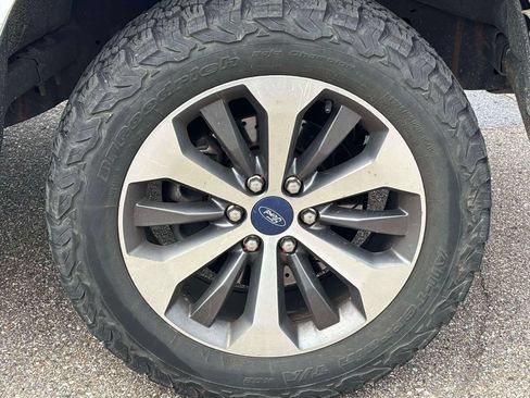 Used 2019 Ford F150 XL w/ Equipment Group 101A Mid AWD/4WD image 22