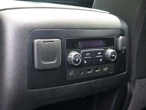 Used 2019 Chevrolet Tahoe Premier AWD/4WD image 49