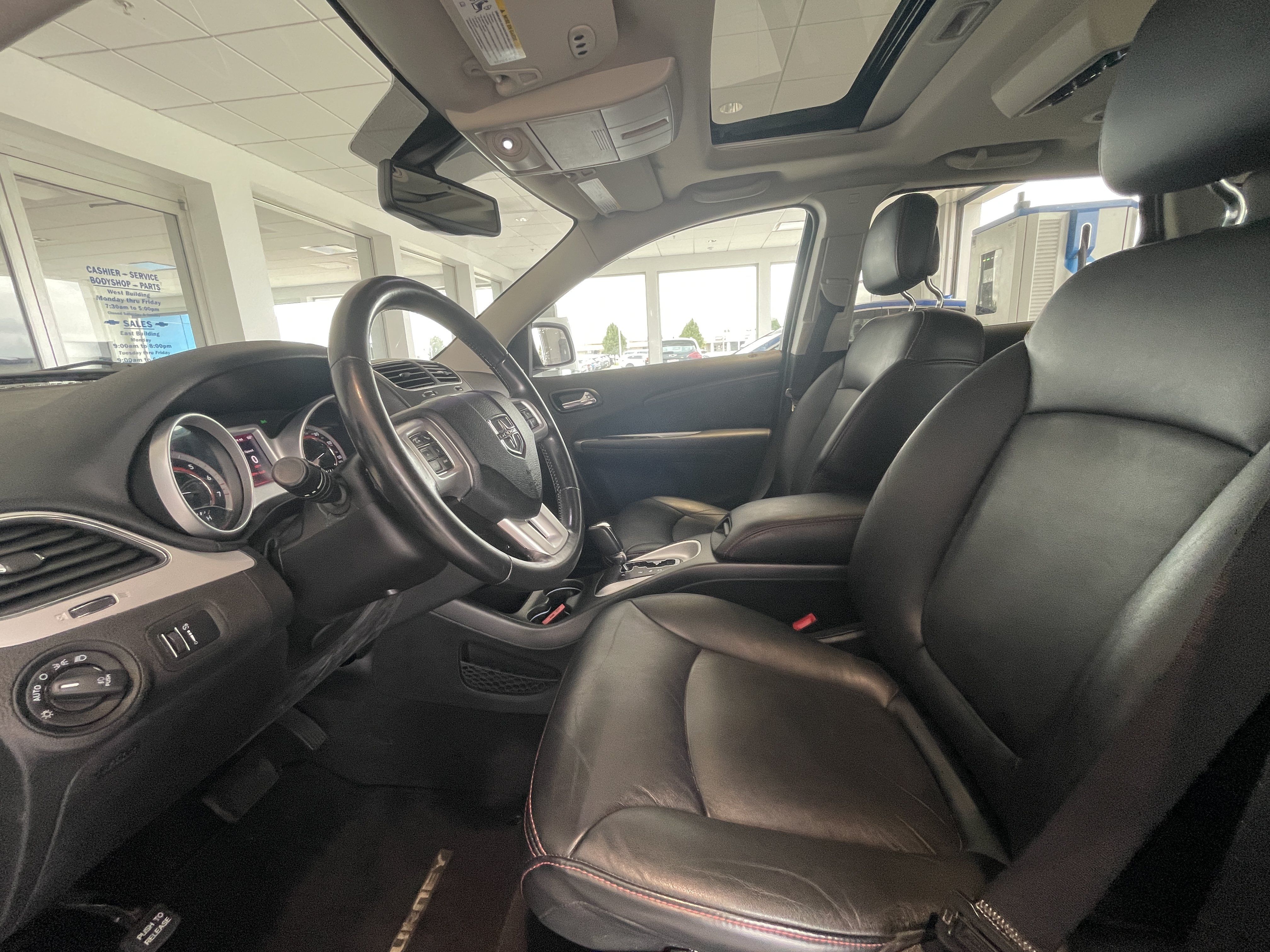 Used 2012 Dodge Journey R/T w/ Navigation & Sound Group I FWD image 2