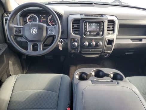 Used 2015 RAM 1500 Express image 25