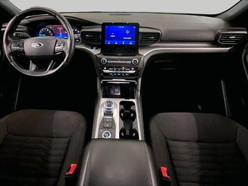 Used 2020 Ford Explorer XLT w/ Comfort Package AWD/4WD image 14