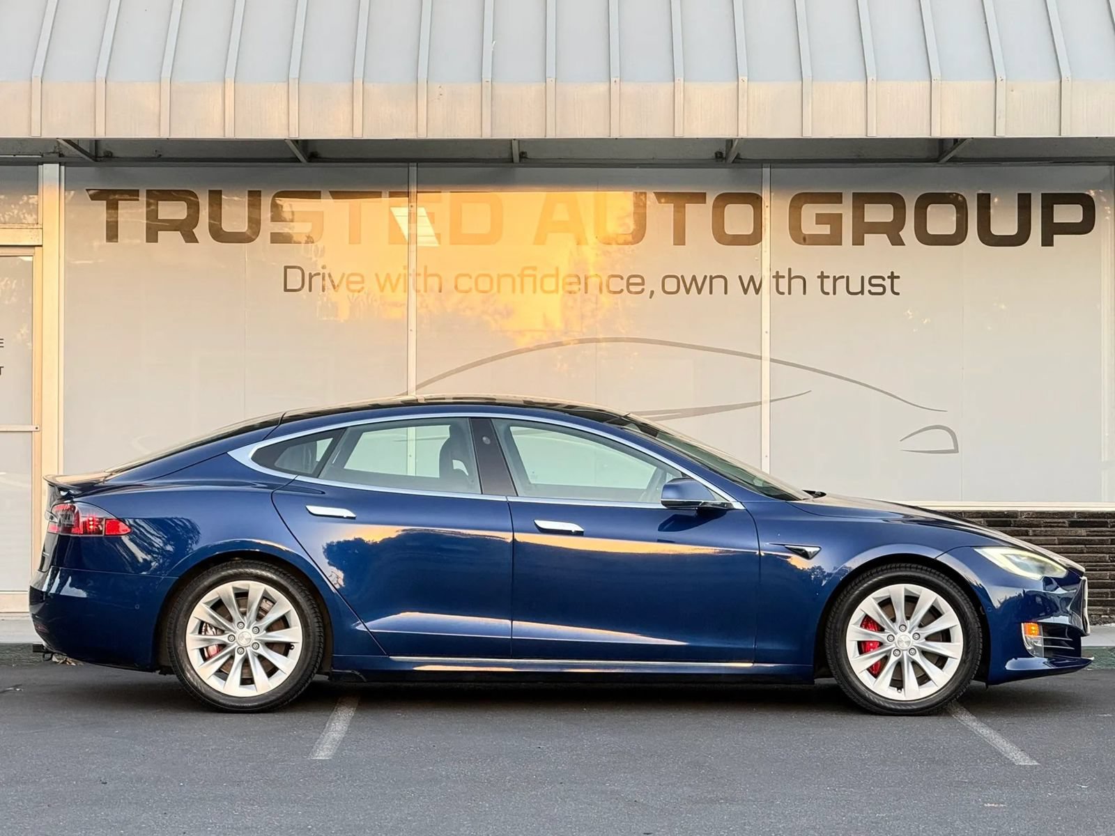 Used 2019 Tesla Model S Performance AWD/4WD image 5