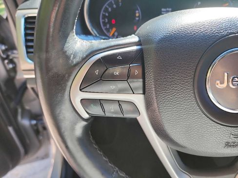 Used 2019 Jeep Grand Cherokee Limited w/ Luxury Group II image 17