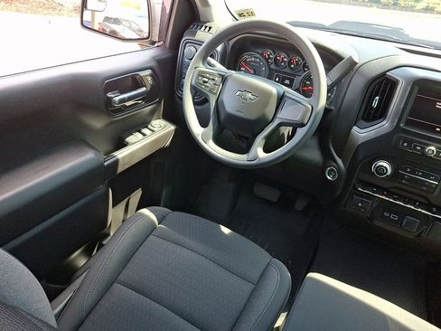 Used 2024 Chevrolet Silverado 1500 Custom Trail Boss AWD/4WD image 15