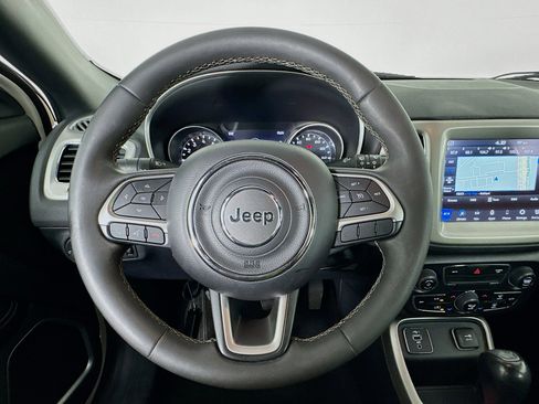 Used 2021 Jeep Compass Latitude image 11