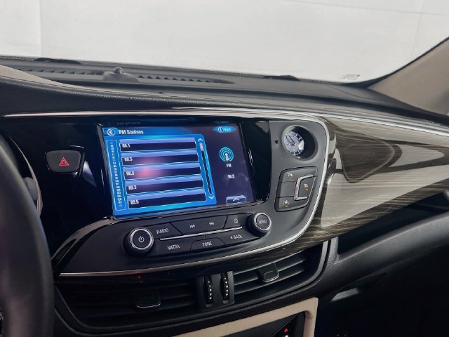 Used 2020 Buick Envision Premium AWD/4WD image 10