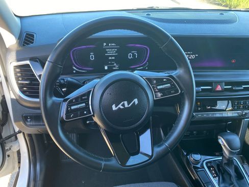 Used 2025 Kia Seltos S image 28