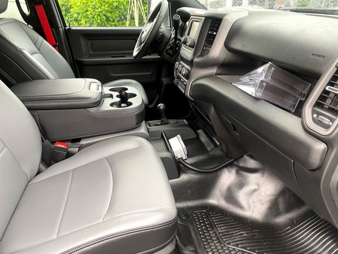 Used 2024 RAM 3500 Tradesman w/ Safety Group image 19