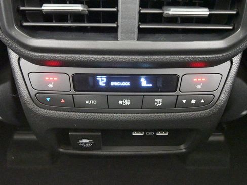 New 2025 Honda Pilot Elite image 18