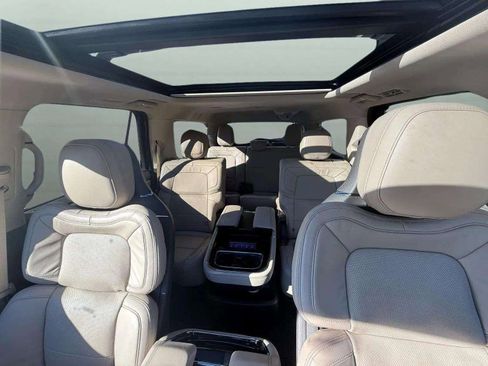 Used 2024 Lincoln Navigator L Reserve image 46
