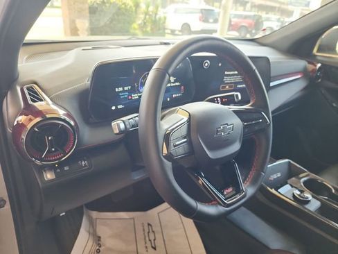 Used 2025 Chevrolet Equinox RS w/ Safety and Technology Package image 10