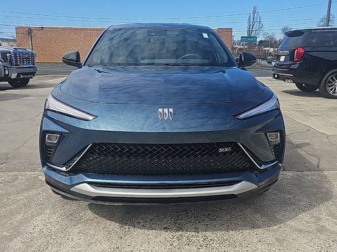 New 2026 Buick Envista Sport Touring image 3