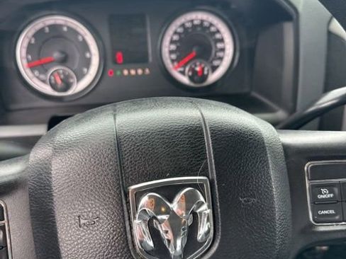 Used 2019 RAM 1500 ST image 9