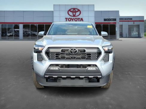 New 2025 Toyota Tacoma TRD Off-Road image 2