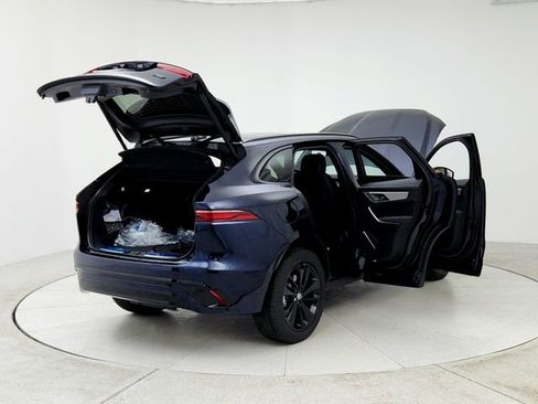 New 2026 Jaguar F-PACE R-Dynamic S image 11