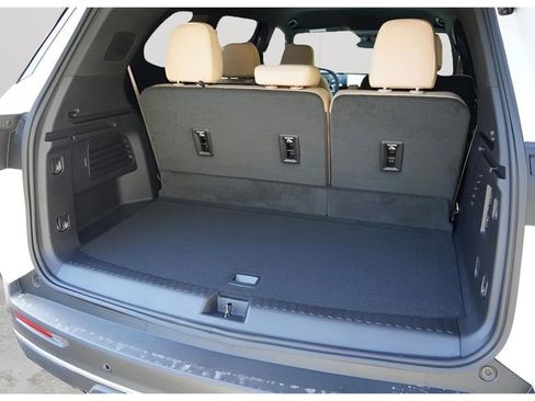 New 2026 Buick Enclave Preferred w/ Power Package image 30