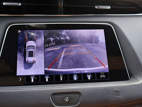 Used 2020 Cadillac XT4 Premium Luxury w/ Enhanced Visibility Package image 21