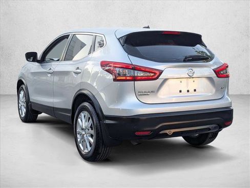 Used 2021 Nissan Rogue Sport S image 8