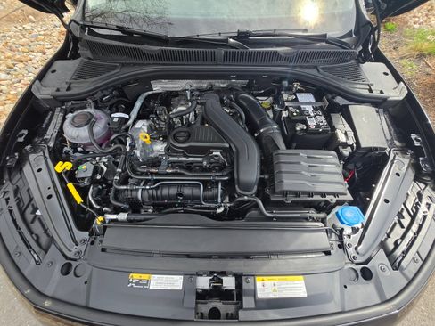 New 2026 Volkswagen Jetta SE FWD image 21