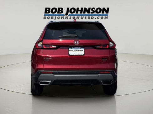 Used 2025 Honda CR-V Sport Touring image 3