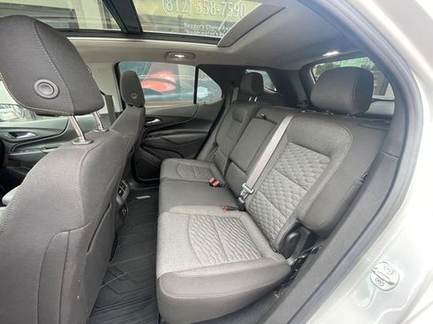 Used 2021 Chevrolet Equinox LT image 16