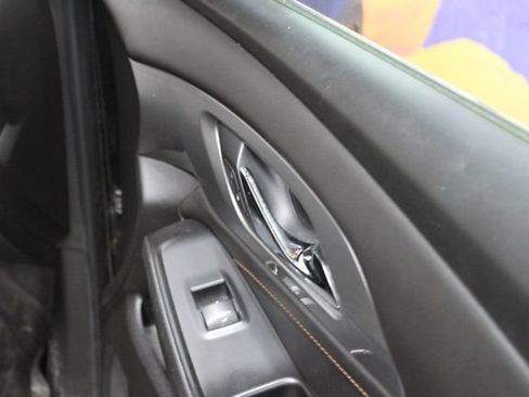 Used 2019 Chevrolet Traverse LT w/ LPO, Blackout Package AWD/4WD image 11