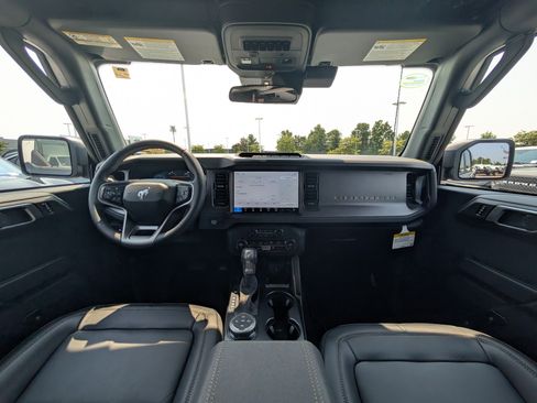 New 2026 Ford Bronco Badlands AWD/4WD image 12