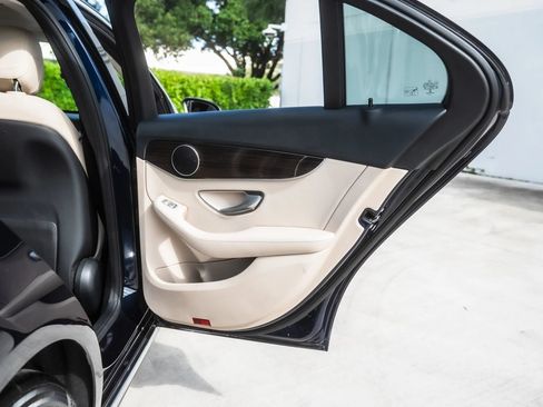 Used 2017 Mercedes-Benz C 300 Sedan image 19