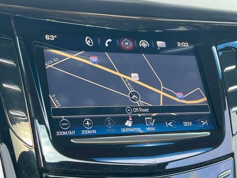Used 2016 Cadillac Escalade ESV Platinum RWD image 19