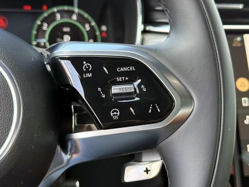 Used 2026 Jaguar F-PACE R-Dynamic S AWD/4WD image 30