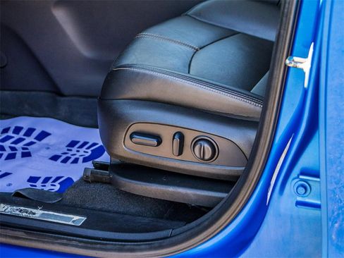 Used 2024 Chevrolet Equinox Premier image 24