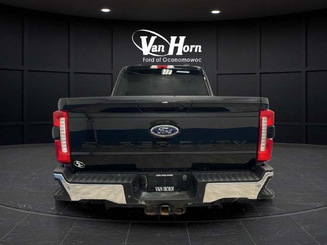 Used 2023 Ford F250 Lariat w/ Lariat Ultimate Package AWD/4WD image 6