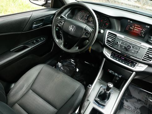 Used 2014 Honda Accord Sport image 23