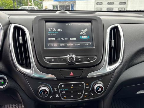 Used 2018 Chevrolet Equinox LT AWD/4WD image 19