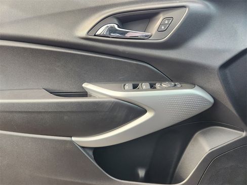 New 2026 Chevrolet Trax LS w/ LS Convenience Package image 16