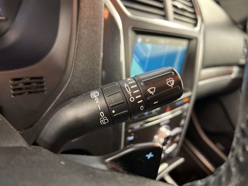 Certified 2017 Ford Explorer Limited w/ Equipment Group 301A image 22