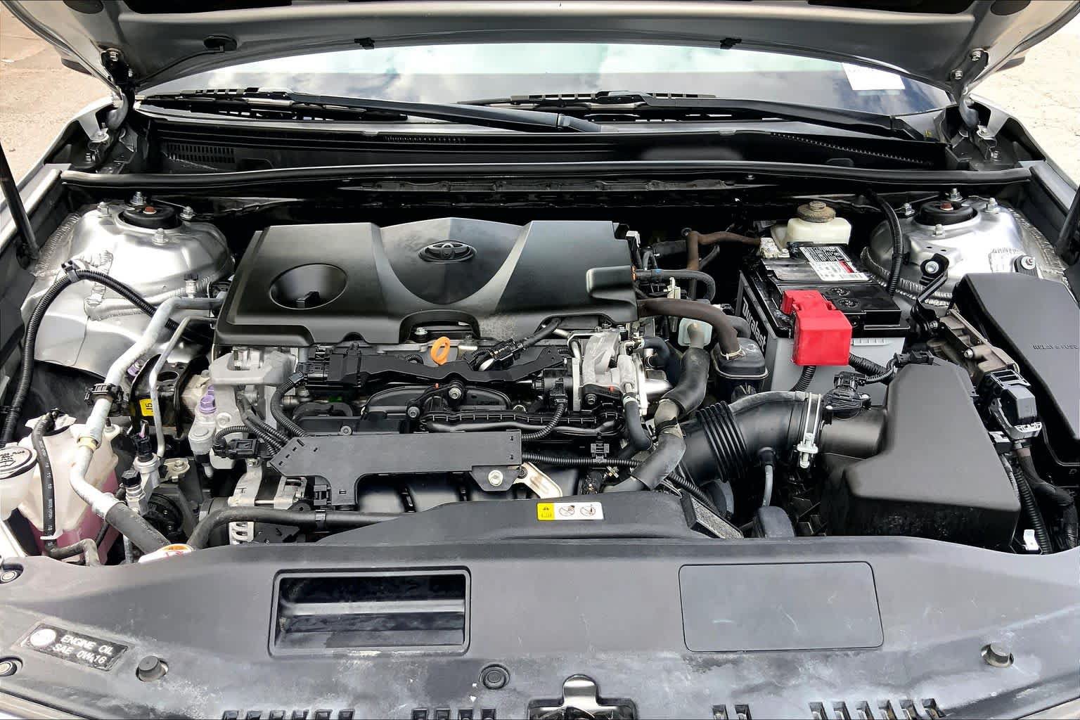 Used 2020 Toyota Camry LE FWD image 32