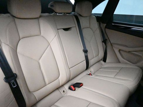 New 2025 Porsche Macan image 22