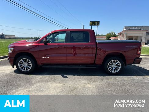Used 2023 RAM 1500 Laramie AWD/4WD image 9