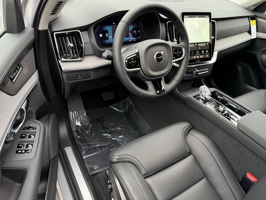 New 2026 Volvo XC90 B6 Ultra w/ Protection Package AWD/4WD image 14