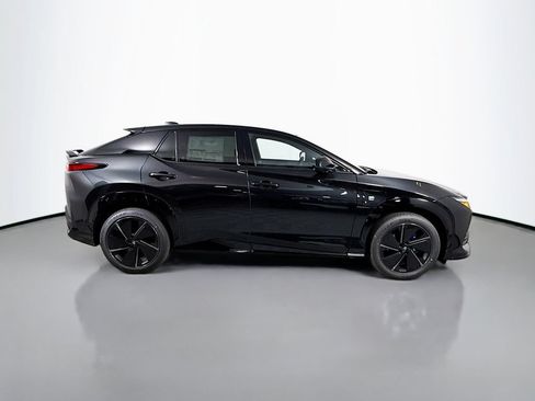New 2026 Lexus RZ 450e AWD image 4
