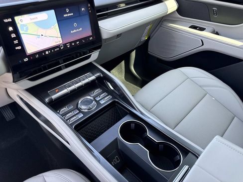 New 2026 Lincoln Nautilus Premier AWD/4WD image 25