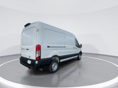 New 2026 Ford Transit 250 148 Medium Roof RWD image 8