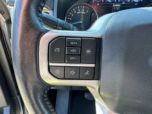 Used 2023 Ford Expedition XLT image 28