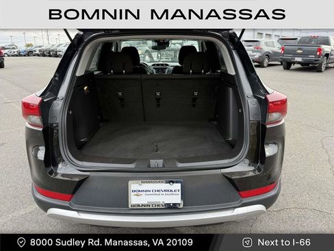 Used 2023 Chevrolet TrailBlazer LT image 11