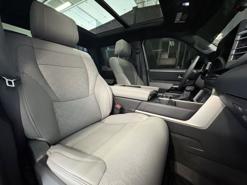 Used 2025 Toyota Tundra Limited w/ TRD Off-Road Package image 40